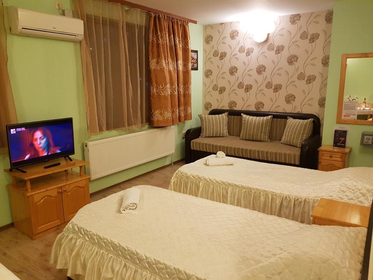 Hotel Svishtov Exterior photo