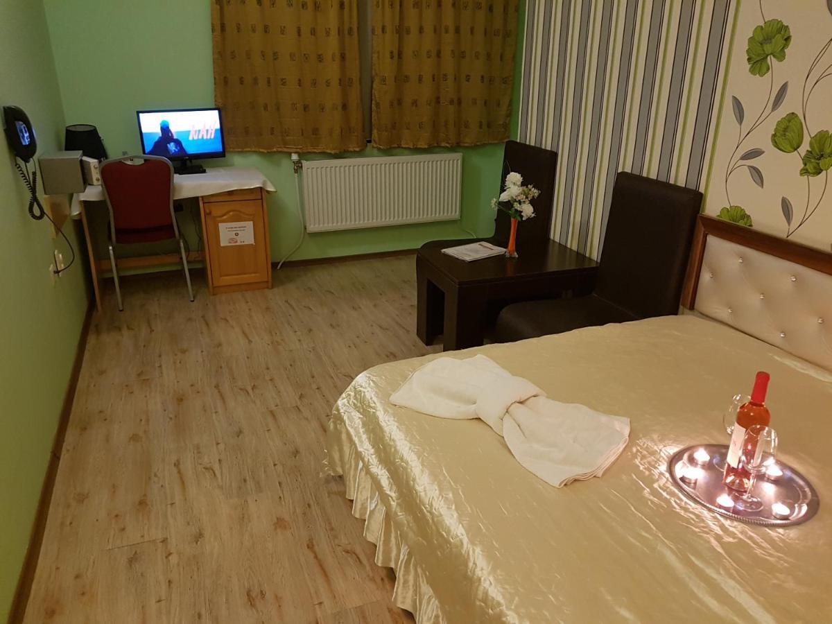Hotel Svishtov Exterior photo