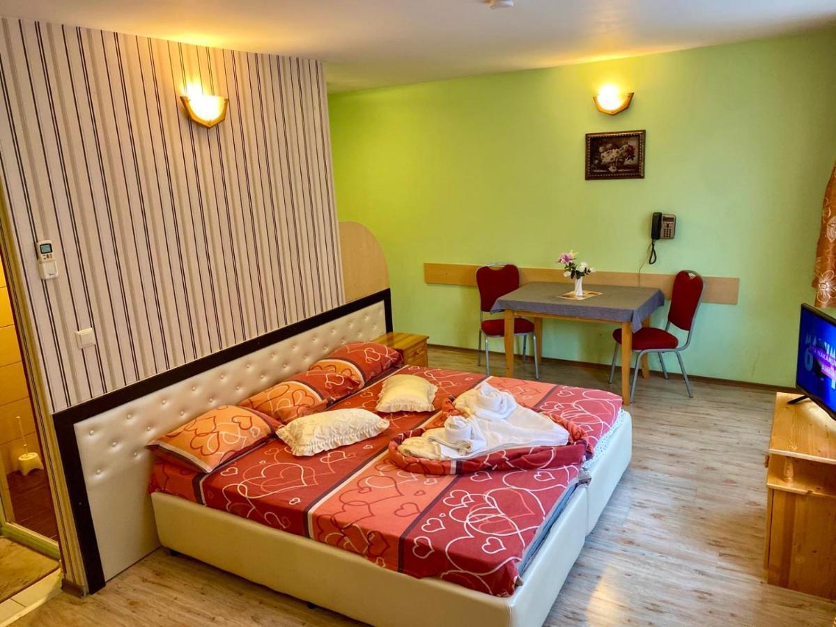 Hotel Svishtov Exterior photo